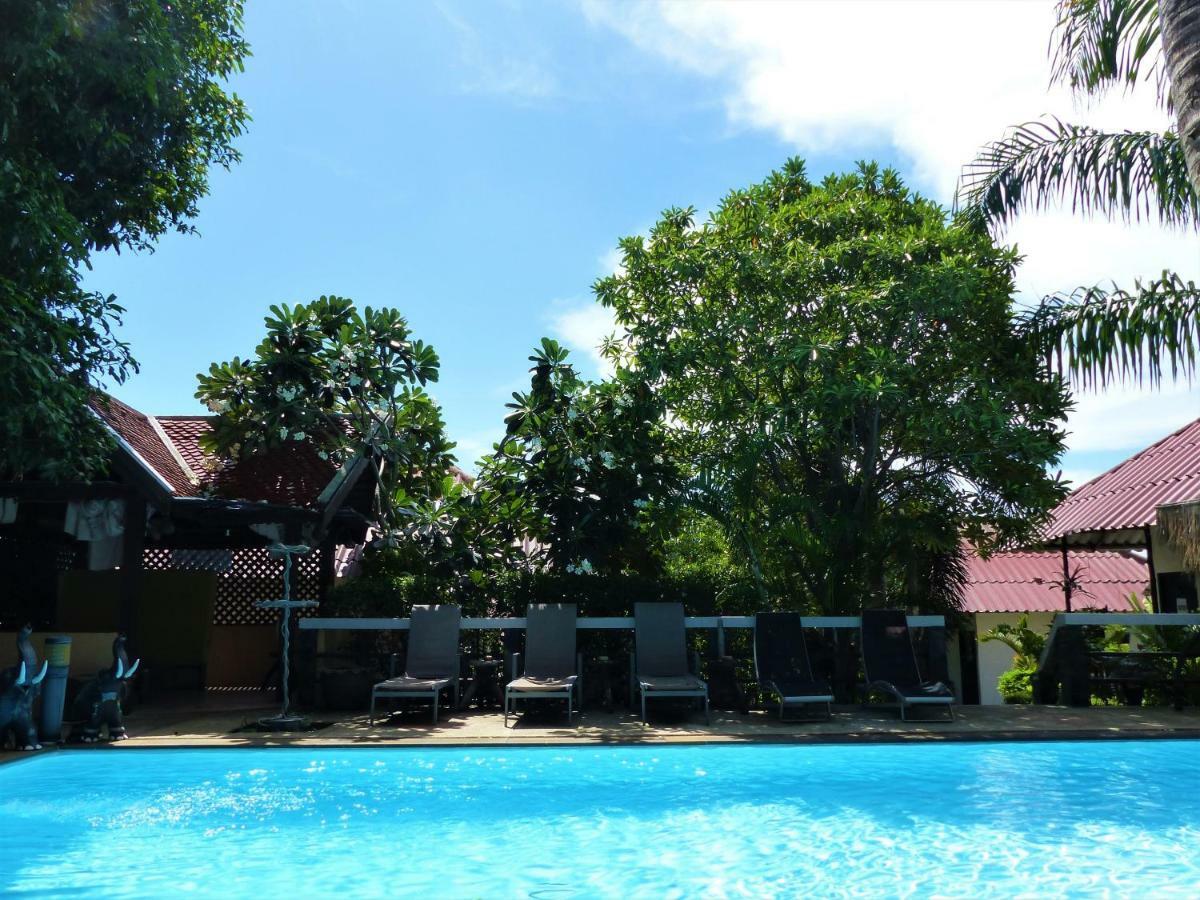 Bee Nat Garden Resort Strand Bang Rak Exterior foto